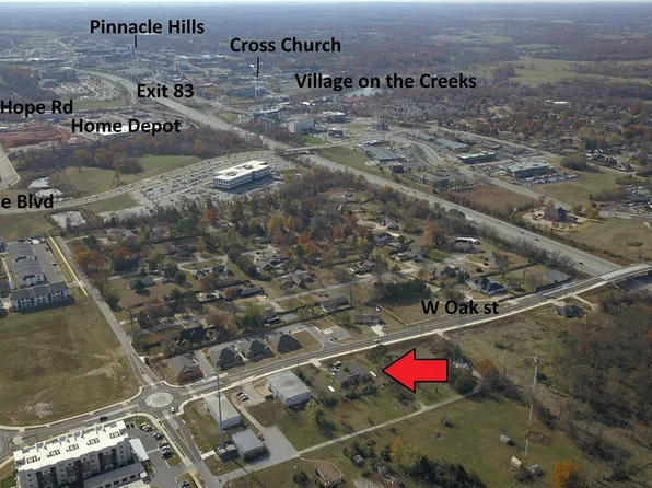 4505 W Oak St, Rogers, AR 72758