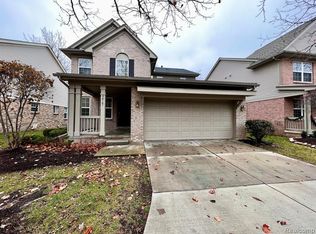 48181 Nottinghill Ln, Canton, MI 48188