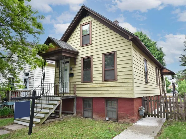 2428 North Pierce STREET, Milwaukee, WI 53212