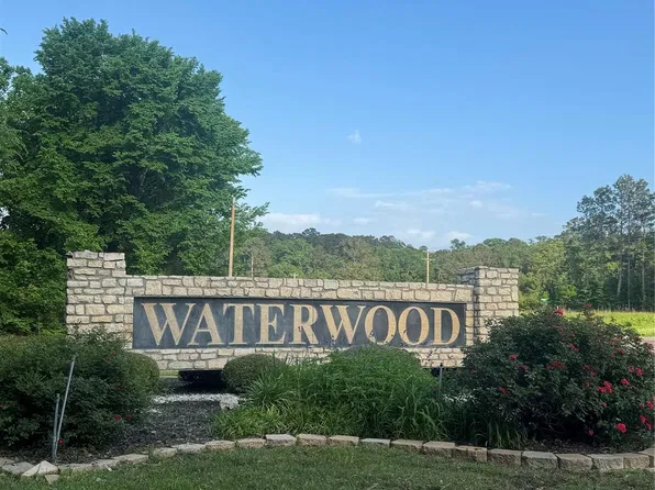 Sioux Ct, Huntsville, TX 77320