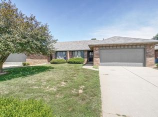 1409 E Powell St, Springfield, MO 65804