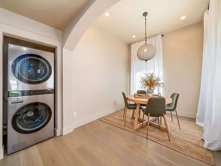 7142 Marshfield Way — Photo 21