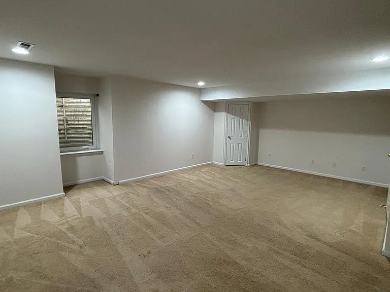 1161 Tudor Dr — Photo 45
