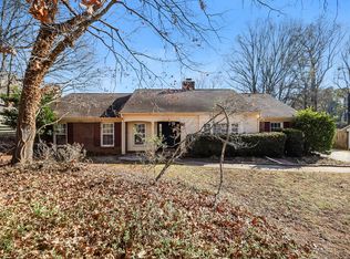 4415 Woods End Ln, Charlotte, NC 28277
