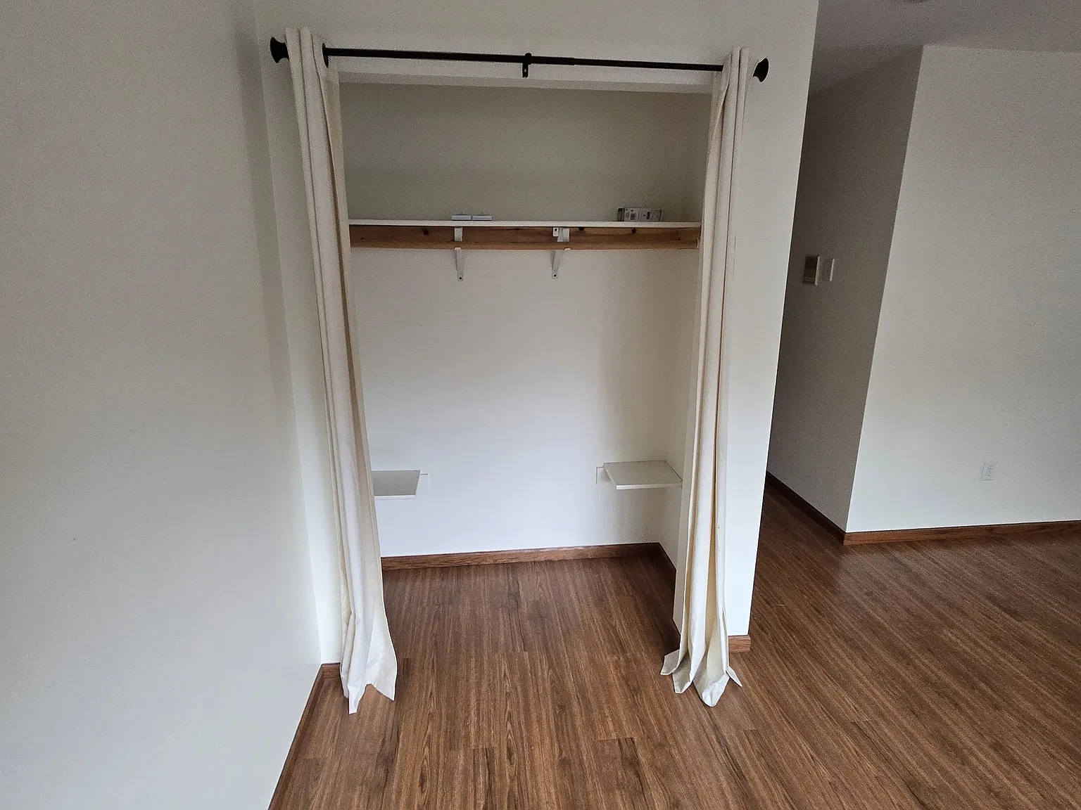 1316 Kilbourn Ave — Photo 4