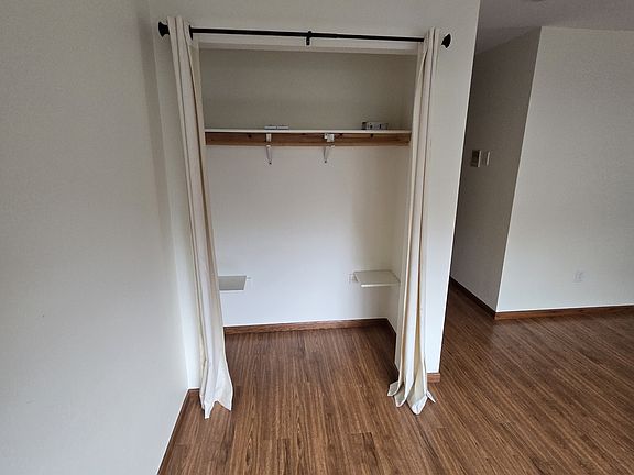 4th image of 1316 Kilbourn Ave