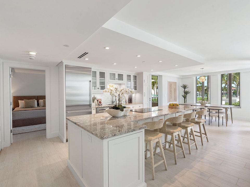1st image of 120 SE 5th Avenue #219