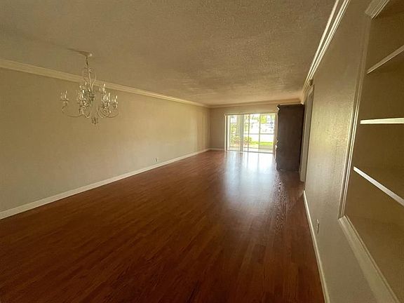4th image of 415 Us Highway 1 APT 103