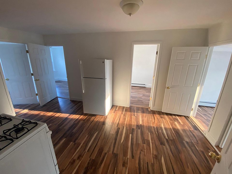 1st image of 88 Bush Ave Floor 2