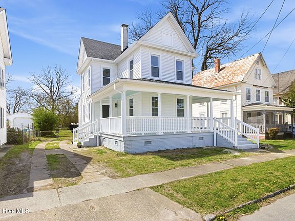 4th image of 409 E Burgess Street