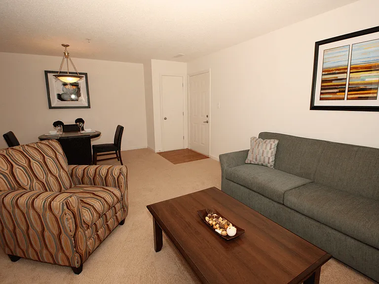 The Landings at Markhams Grant Apartments — Photo 21