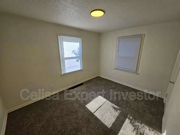 4317 Spatz Ave — Photo 9