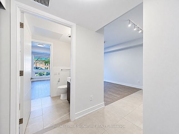 3rd image of 2525 Bathurst St #106