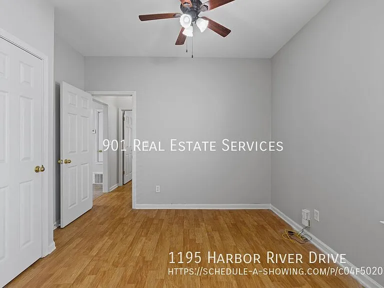 1195 Harbor River Dr — Photo 23