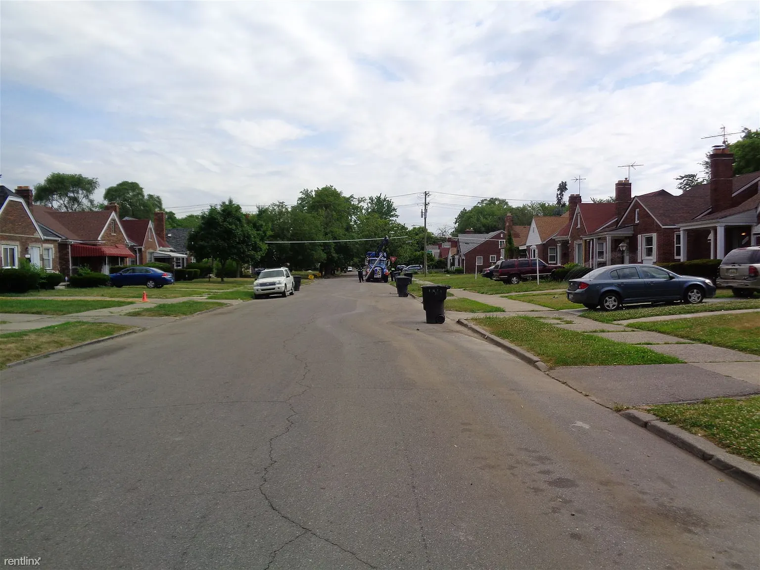 10988 Rossiter St photo 1