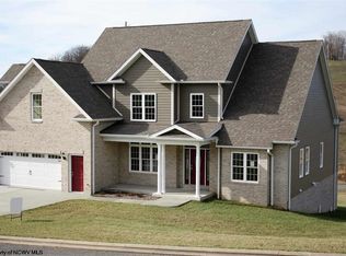 219 Santorini Ave, Morgantown, WV 26508