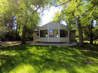 1610 Jeppeson Rd, Milford, IA 51351