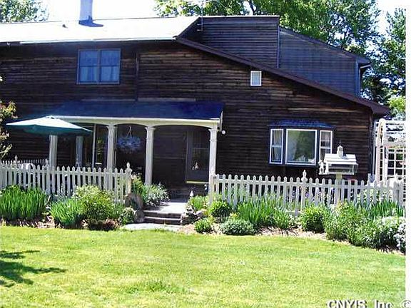 TOWNE RD PATIO VIEW BACK