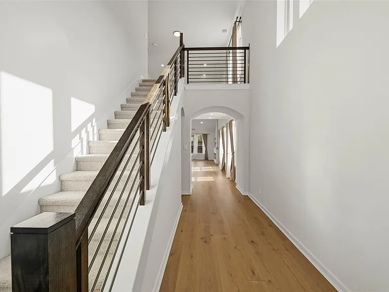 29821 Ellwood Ln — Photo 25