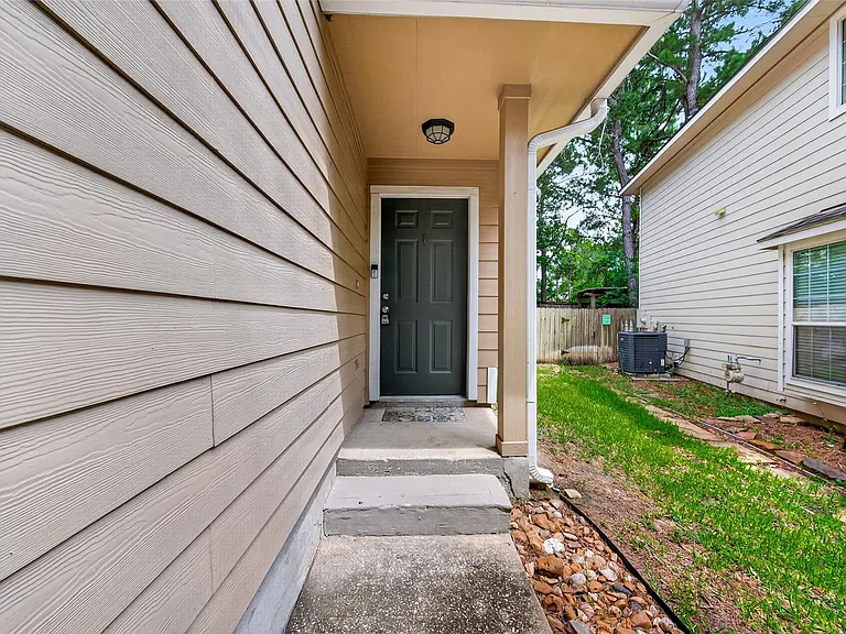 54 Blue Creek Pl — Photo 3