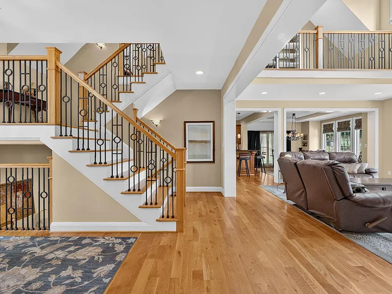 237 Golf Course Trl — Photo 16