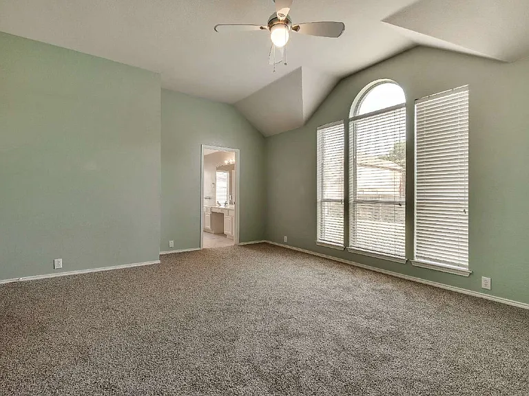 5909 Berkshire Rd — Photo 16