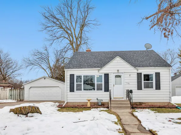 1101 9th St, Green Bay, WI 54304