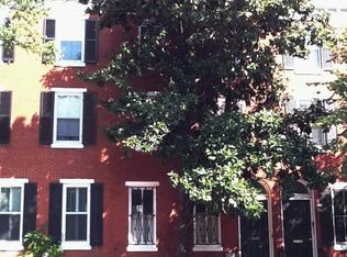 132 11th St SE, Washington, DC 20003