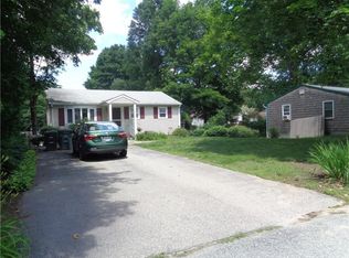 7 Martin St, Coventry, RI 02816