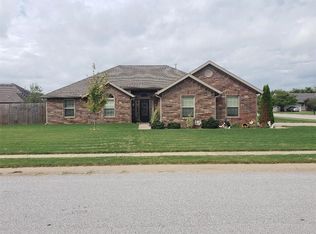 500 Blair Cir, Pea Ridge, AR 72751