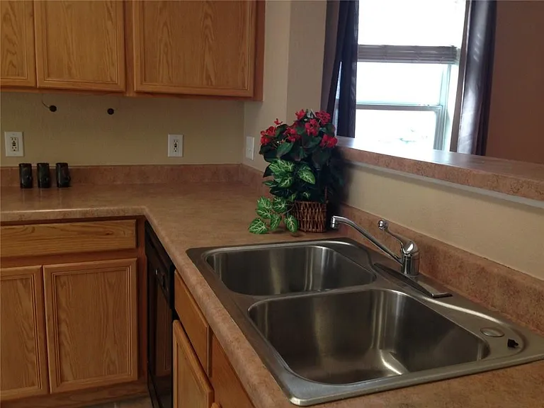 6625 Doyal Dr — Photo 7