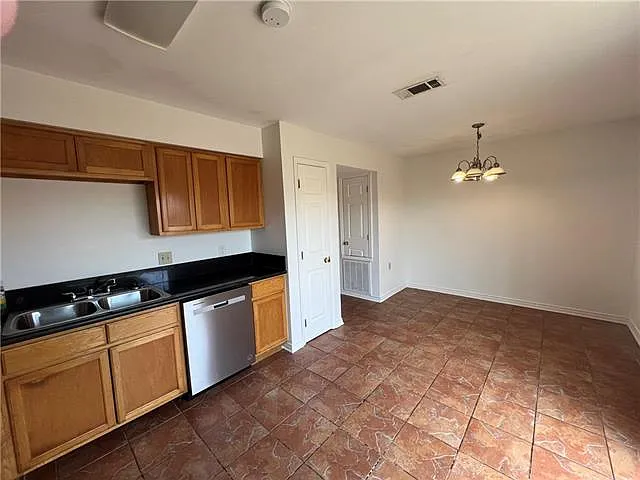 3617 Jupiter Dr — Photo 5