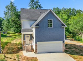 12 Jayson Ln, Winston Salem, NC 27107