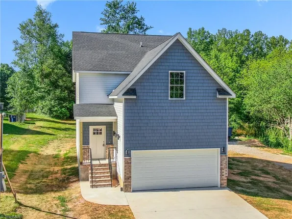 12 Jayson Ln, Winston Salem, NC 27107