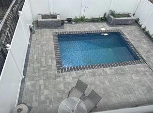 797 Armstrong Ave #1, Staten Island, NY 10308
