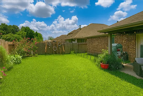 21399 Hunter Hart Dr — Photo 14