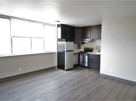 1671 N. Prospect Ave.