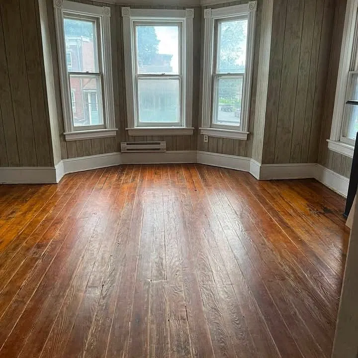 106 Carson Ave