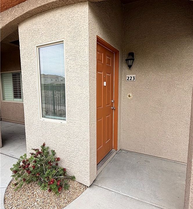 1st image of 7701 W Robindale Rd Unit 223