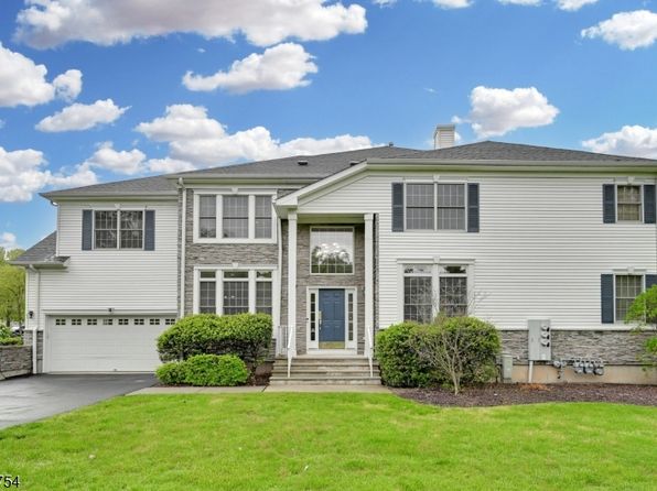 14 Bovensiepen Ct
