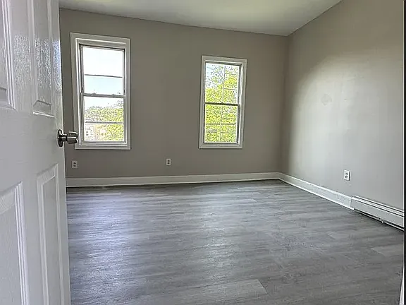 2 bed, 800 sqft, $2,049 — Photo 3