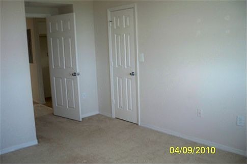 Livingroom/Hallway