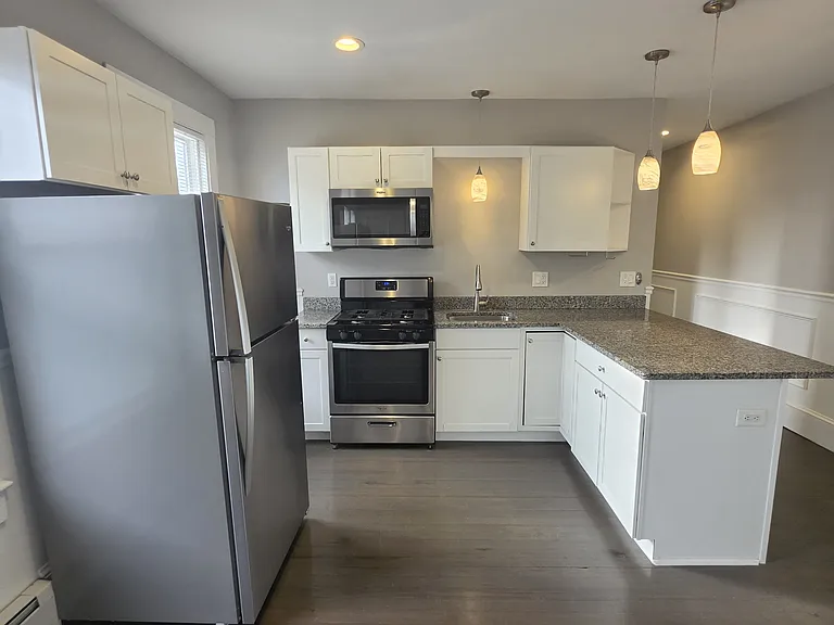 95 Mitchell St #3W — Photo 1