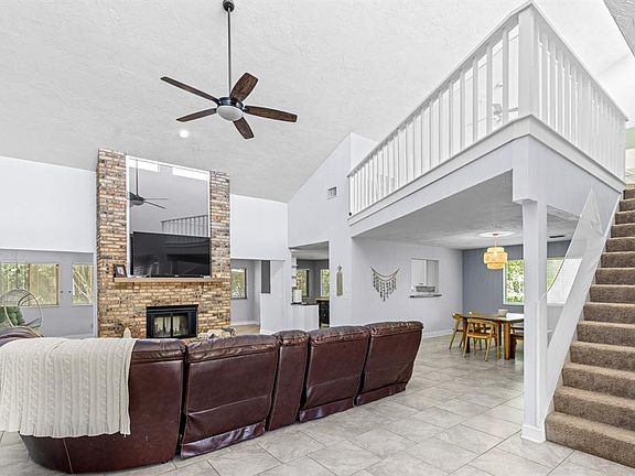 4th image of 82 Kingsley Pl