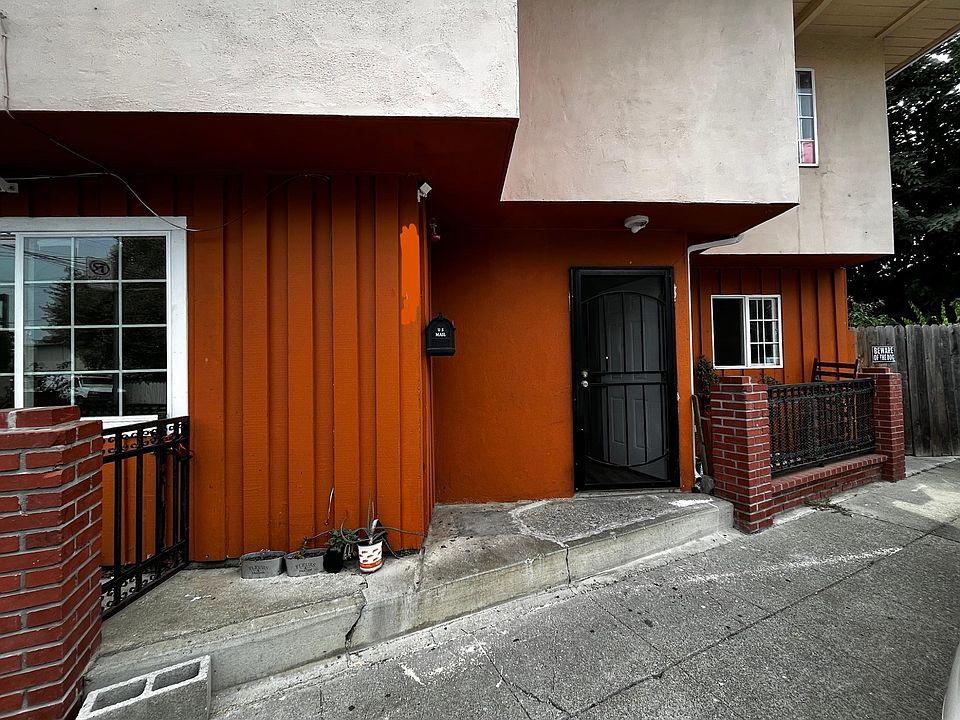1st image of 250 Pacific Ave #3
