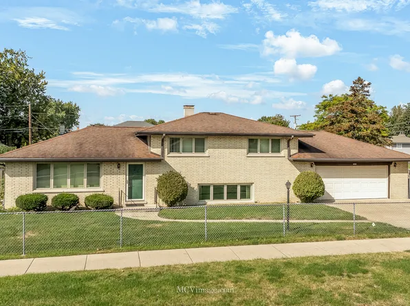 8500 Sayre Ave, Burbank, IL 60459
