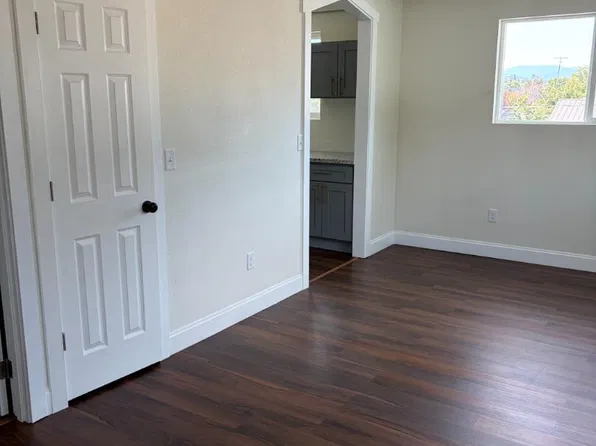 337 E Main St, Klamath Falls, OR