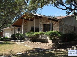 2 Champion Cir, Wimberley, TX 78676