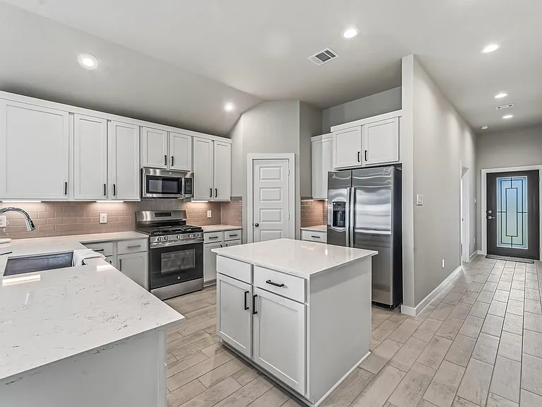 2623 Rusty Carabeen Ct — Photo 10