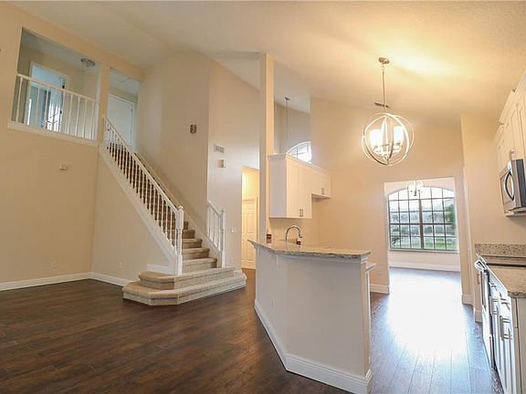 3rd image of 2803 Crane Trace Cir
